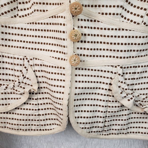 Blazer - Picture 5 of 6